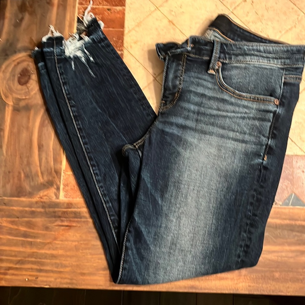 Buckle blacks